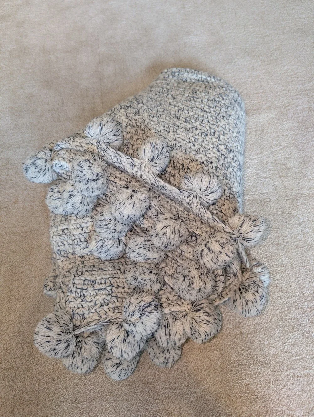 Pottery Barn Blue And White Marled Heavyweight Knit Pom Pom Throw Blanket